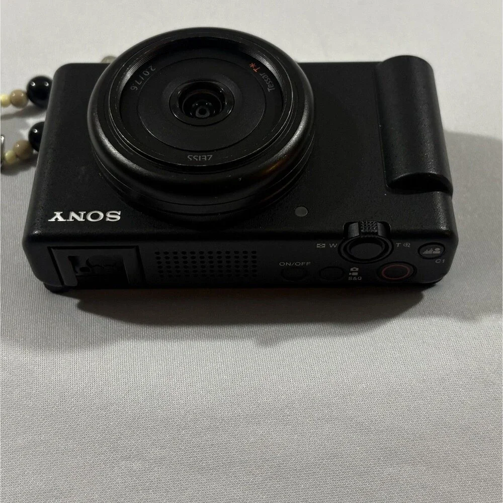 Sony ZV-1F Vlogging Point Shoot 20.1 MP HD 4K Video Digital Camera Only